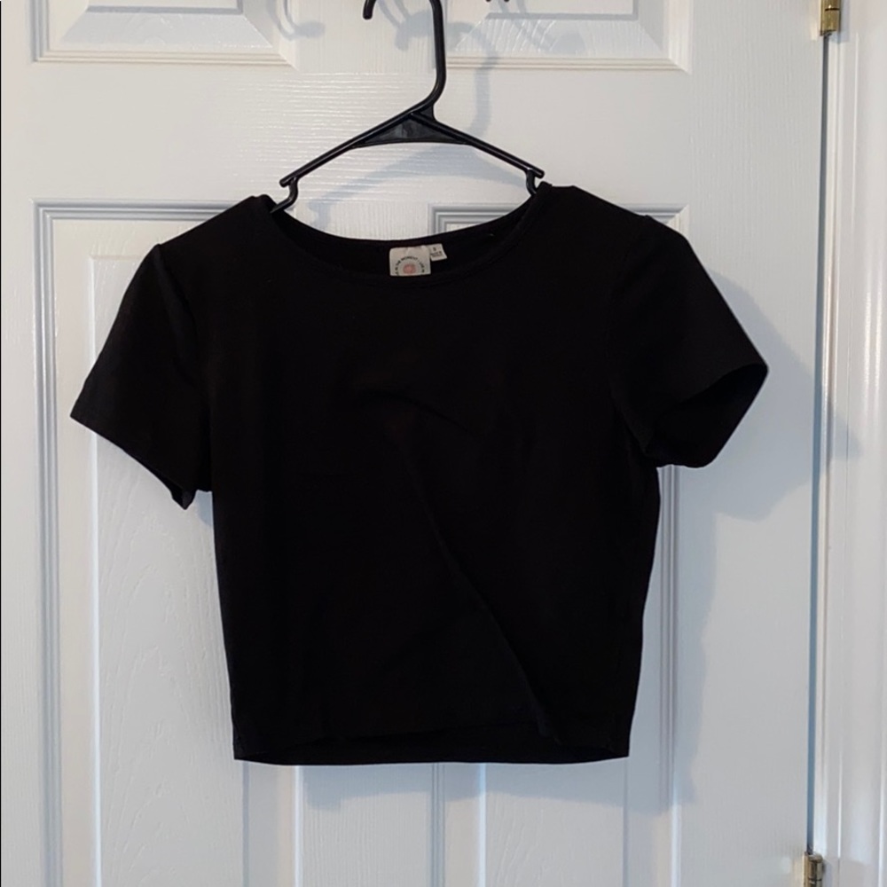 Women’s black crop top